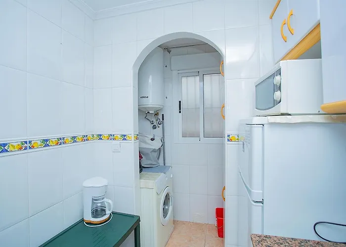 096 Pleasant Place Luis - Alicante * Torrevieja